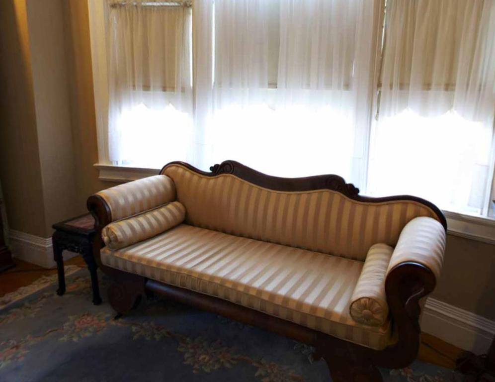 Edgewood Manor Inn Bed And Breakfast Providence Phòng bức ảnh
