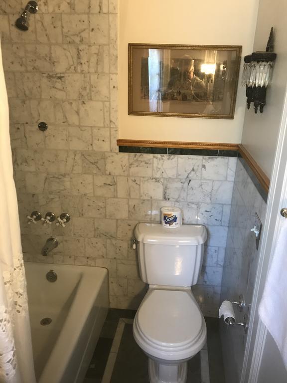 Edgewood Manor Inn Bed And Breakfast Providence Ngoại thất bức ảnh