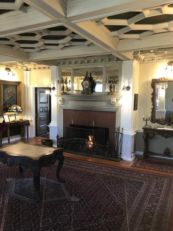 Edgewood Manor Inn Bed And Breakfast Providence Ngoại thất bức ảnh